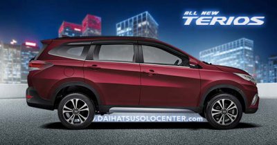 Warna Scarlet Red Metallic Daihatsu New Terios Solo