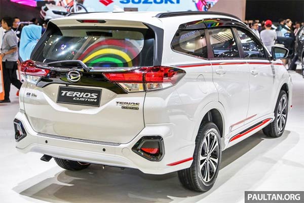 Eksterior Belakang Samping New Terios Custom Solo Raya